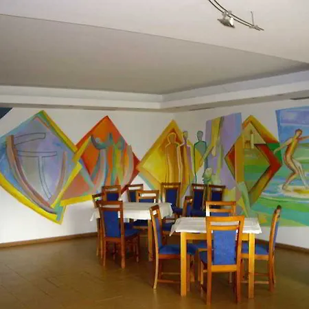 Hotell Ibaigune 2*